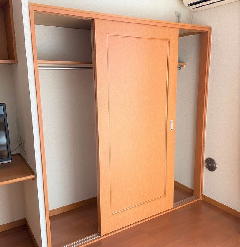 レオパレスヴィラフルール 収納