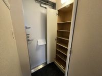 レオパレスフォレスト天神町 玄関
