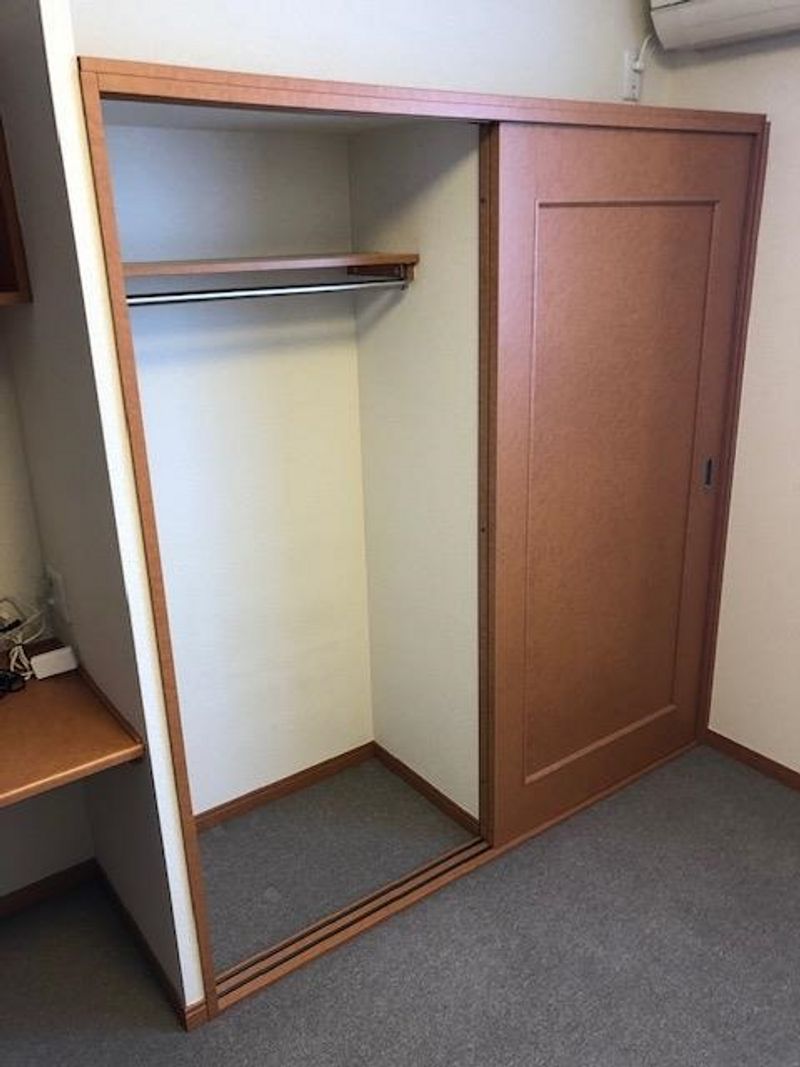 レオパレスみどり 収納