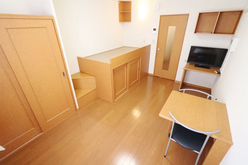 レオパレスＭＹ中山 居間