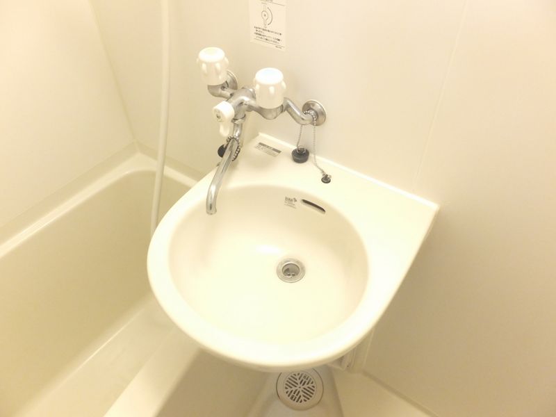 レオパレスアイビス　Ａｙａ 洗面所