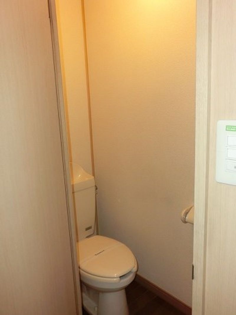 レオパレス白鳳 トイレ