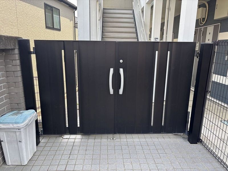 レオネクストセレーネ エントランス