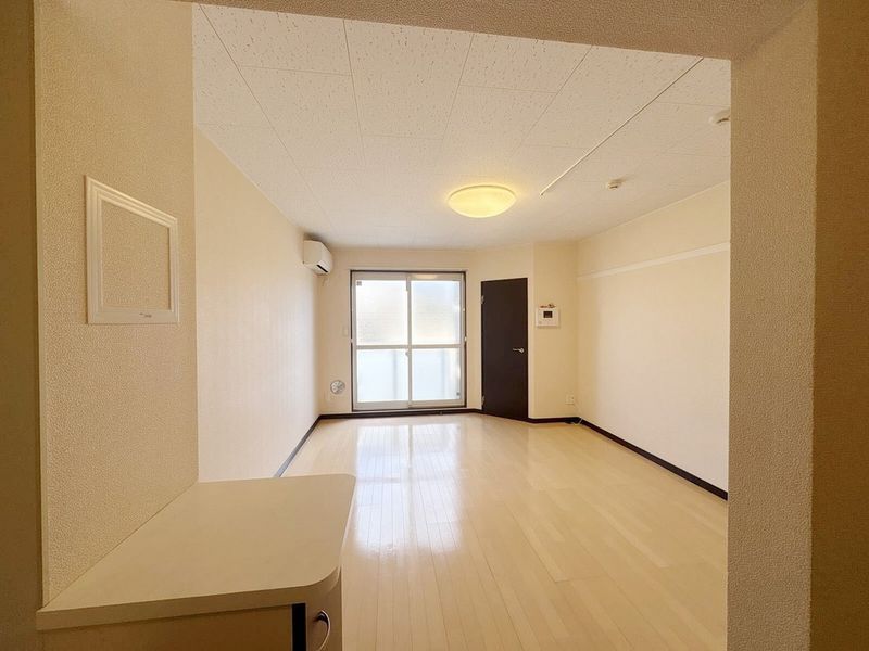 レオネクストホワイトバーチⅡ 居間