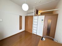 レオパレス和 居間