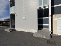 レオネクストホワイトバーチⅡ エントランス