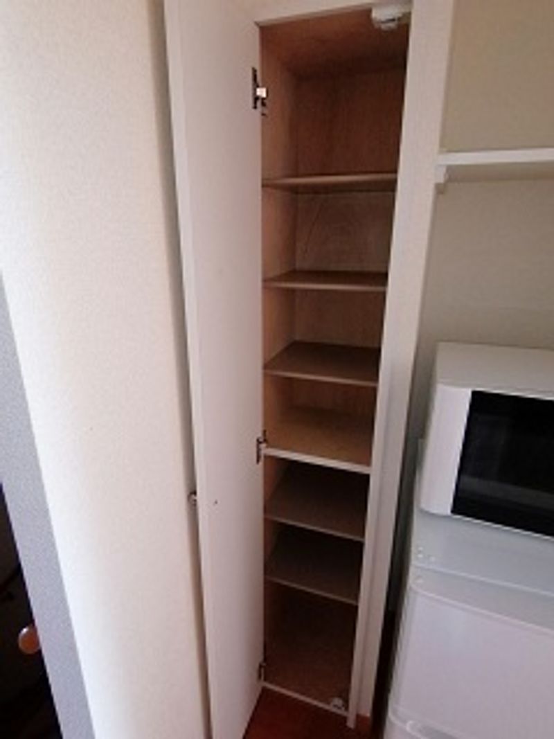 レオパレスサウス　ガーデン 収納