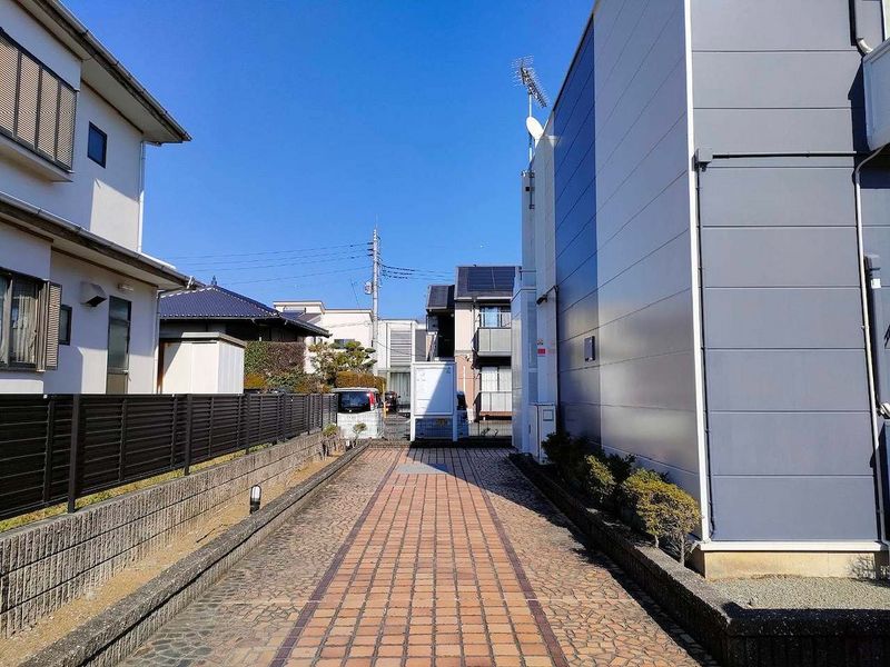 レオパレスファンタジアⅡ エントランス