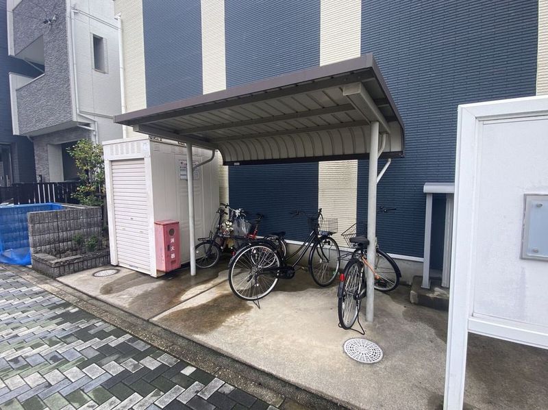 レオネクストオーエス２２ 共用部分