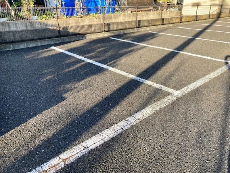 レオパレスアルル北久野本 駐車場