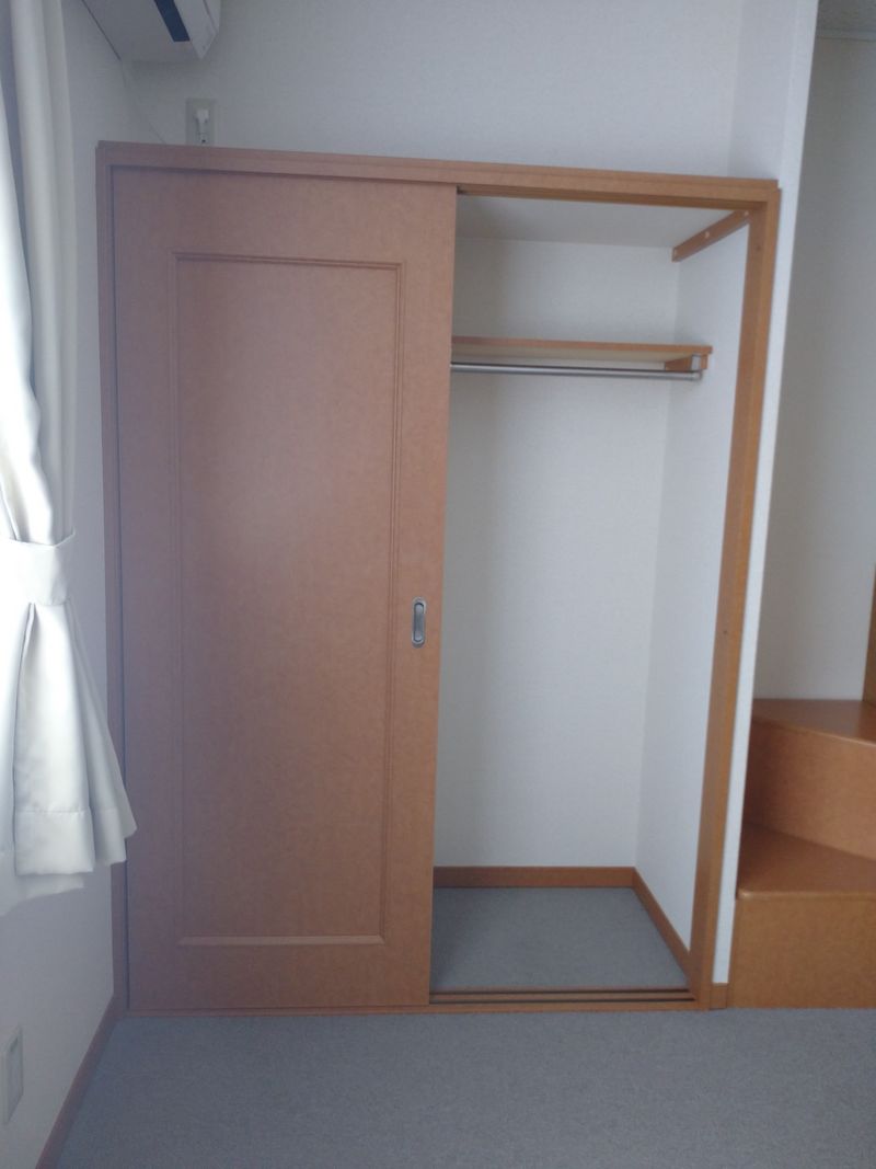 レオパレスＧｕｐｐｙ 収納