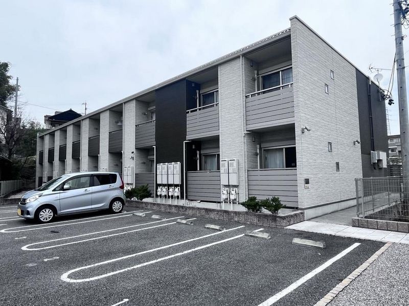 クレイノ八重 外観