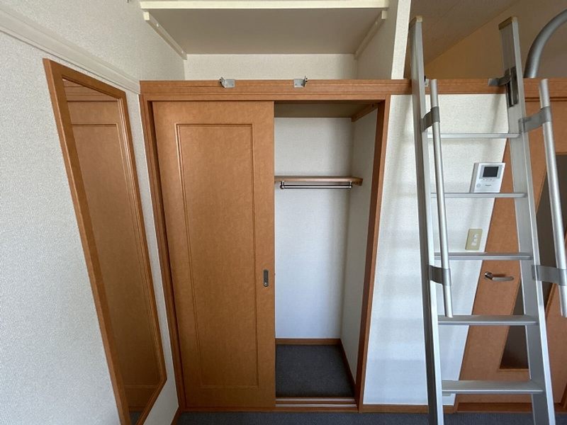 レオパレスプレステージ 収納