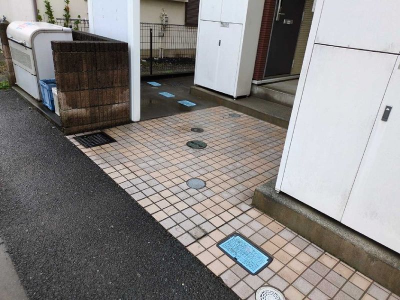 レオネクストオレガノ エントランス