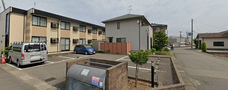 レオパレス太陽 駐車場