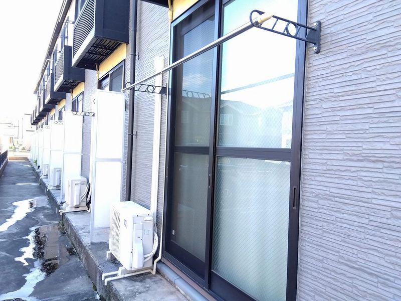 レオパレスグランプラージュ バルコニー