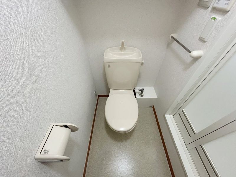 レオパレスアンテパサード原町 トイレ