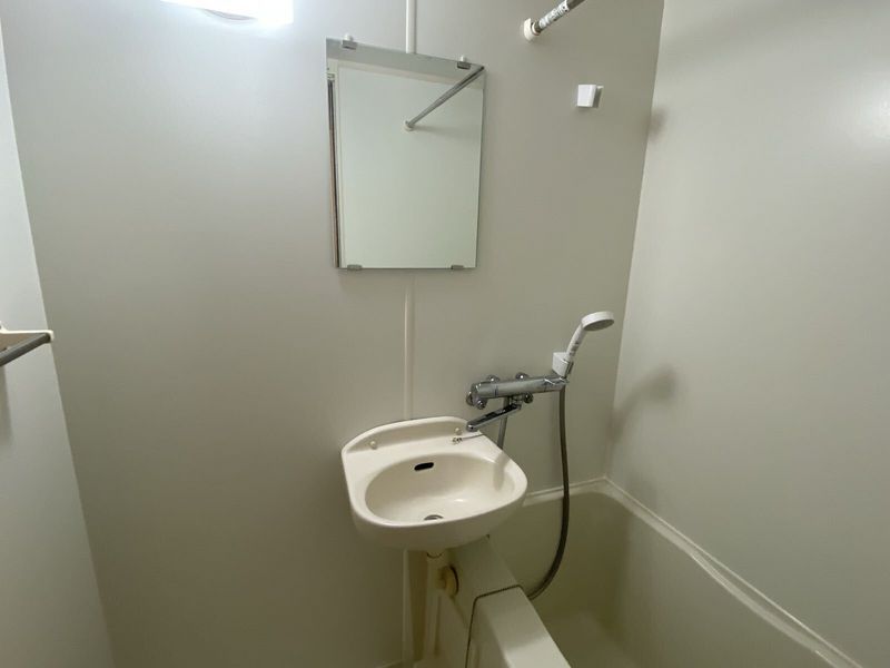 レオパレスヴェール　山口 洗面台