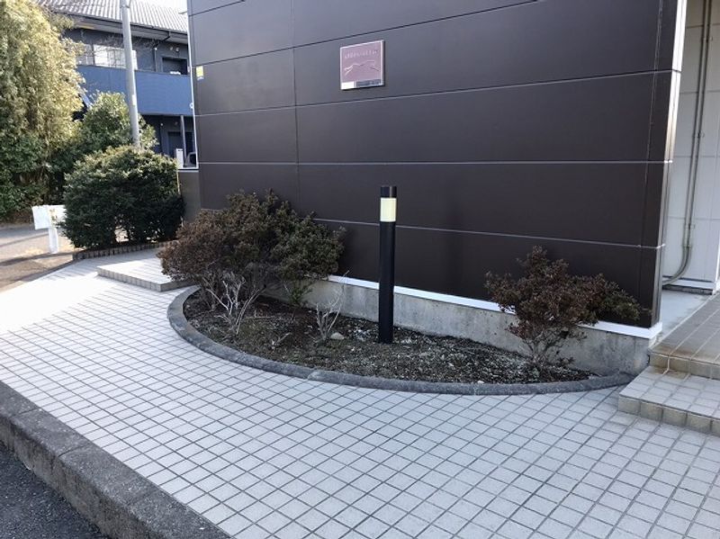 レオパレスｆｏｒｅｖｅｒ エントランス