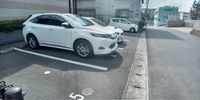 レオパレスシャローム 駐車場