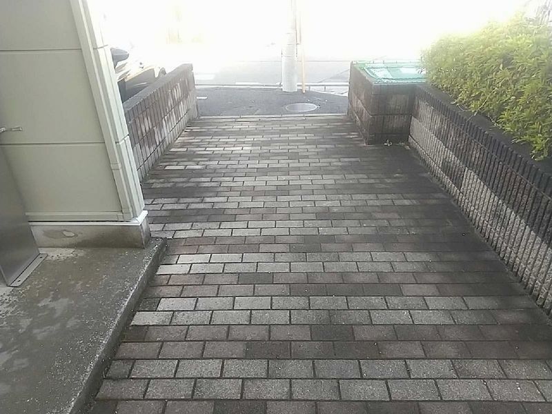 レオパレスドミール エントランス