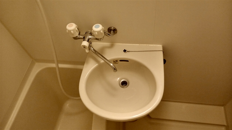 レオパレス花風 洗面台