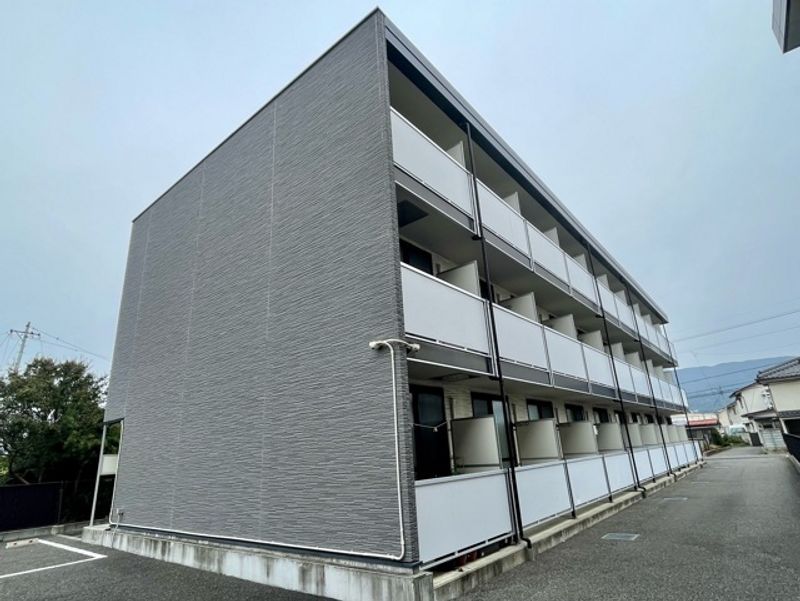 レオパレスアルカディア 外観