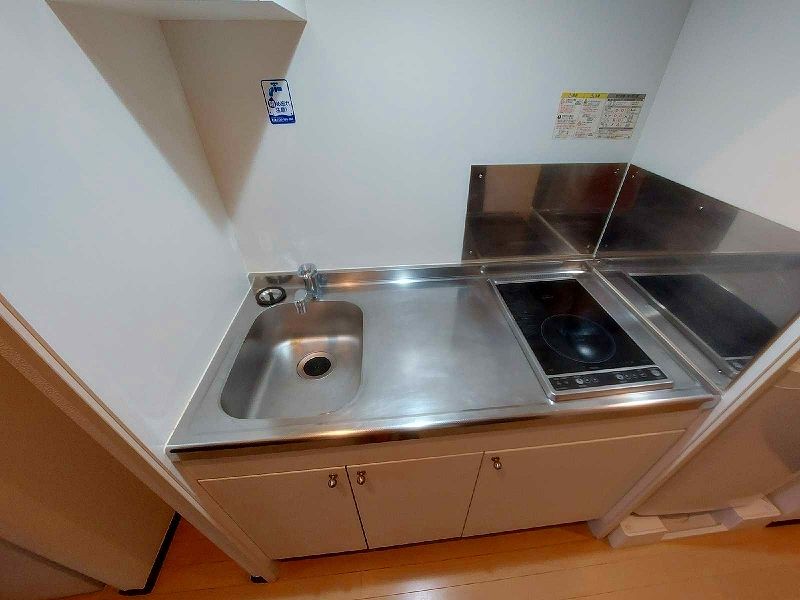 CLEINO MIKI Nishi Shinjuku Kitchen