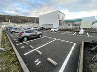 レオパレスＢＬＯＯＭ 駐車場