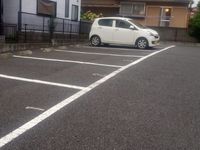 レオパレスコーポエバラ 駐車場