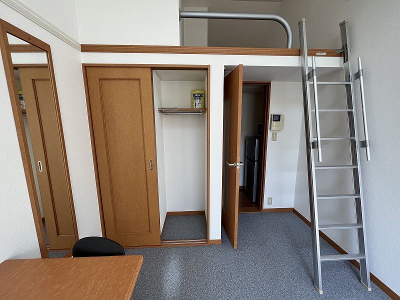レオパレスパステルランド 収納