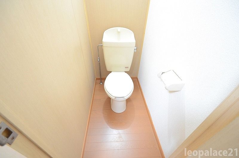 レオパレスサクラ トイレ