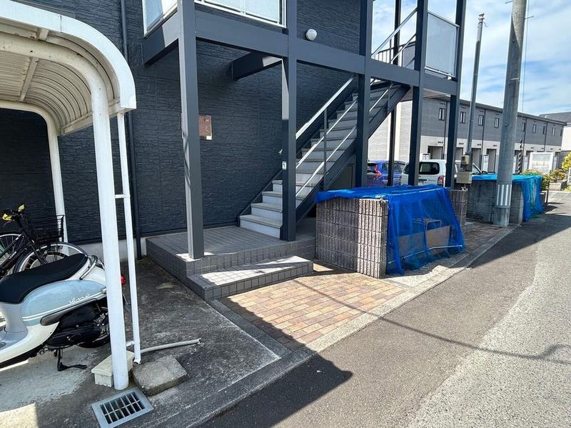 レオパレス仙台南Ⅱ エントランス
