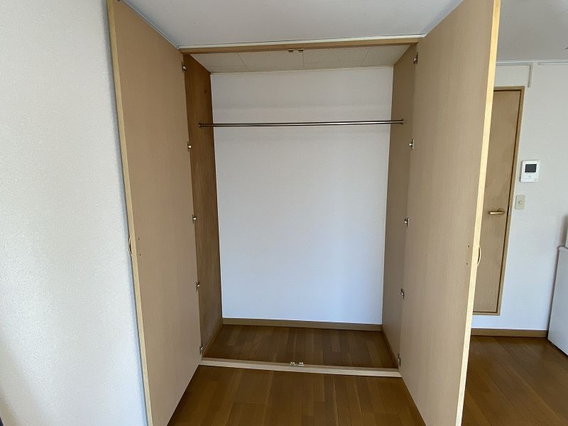 レオパレス天神 収納
