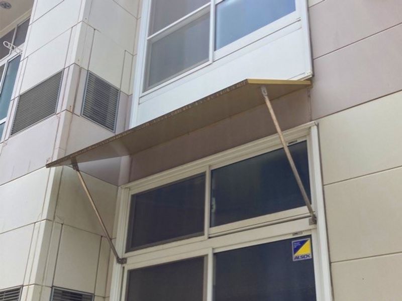 レオパレスメイプル５ バルコニー