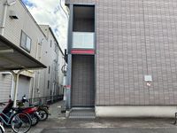 レオパレス花 エントランス