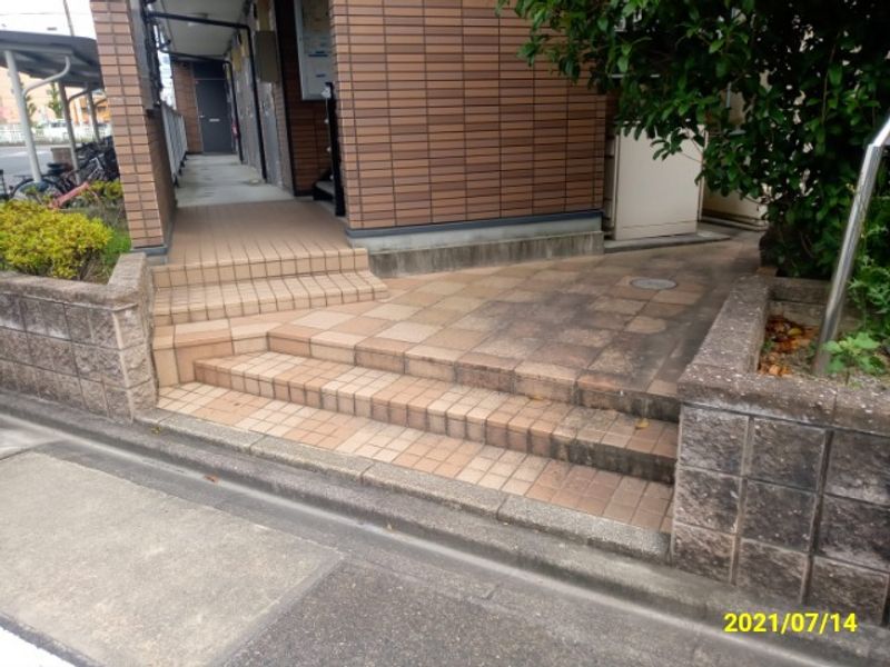レオパレス小本本町 エントランス