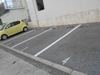 レオパレスカナ 駐車場