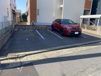 LEONEXT Meiwa 停车场