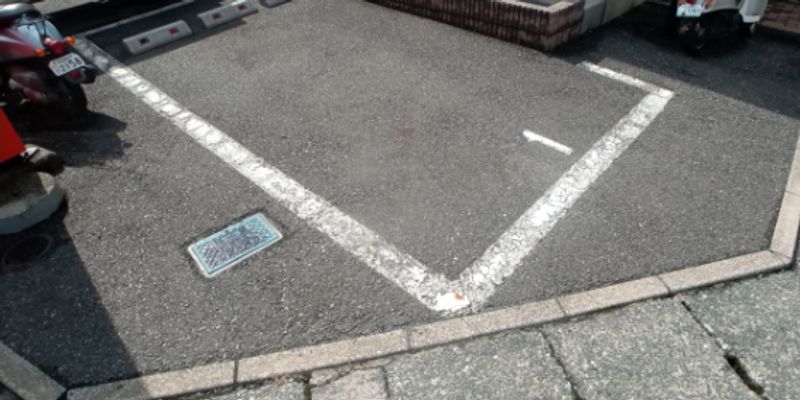 レオパレスＴＡＫＡＹＡＭＡ 駐車場