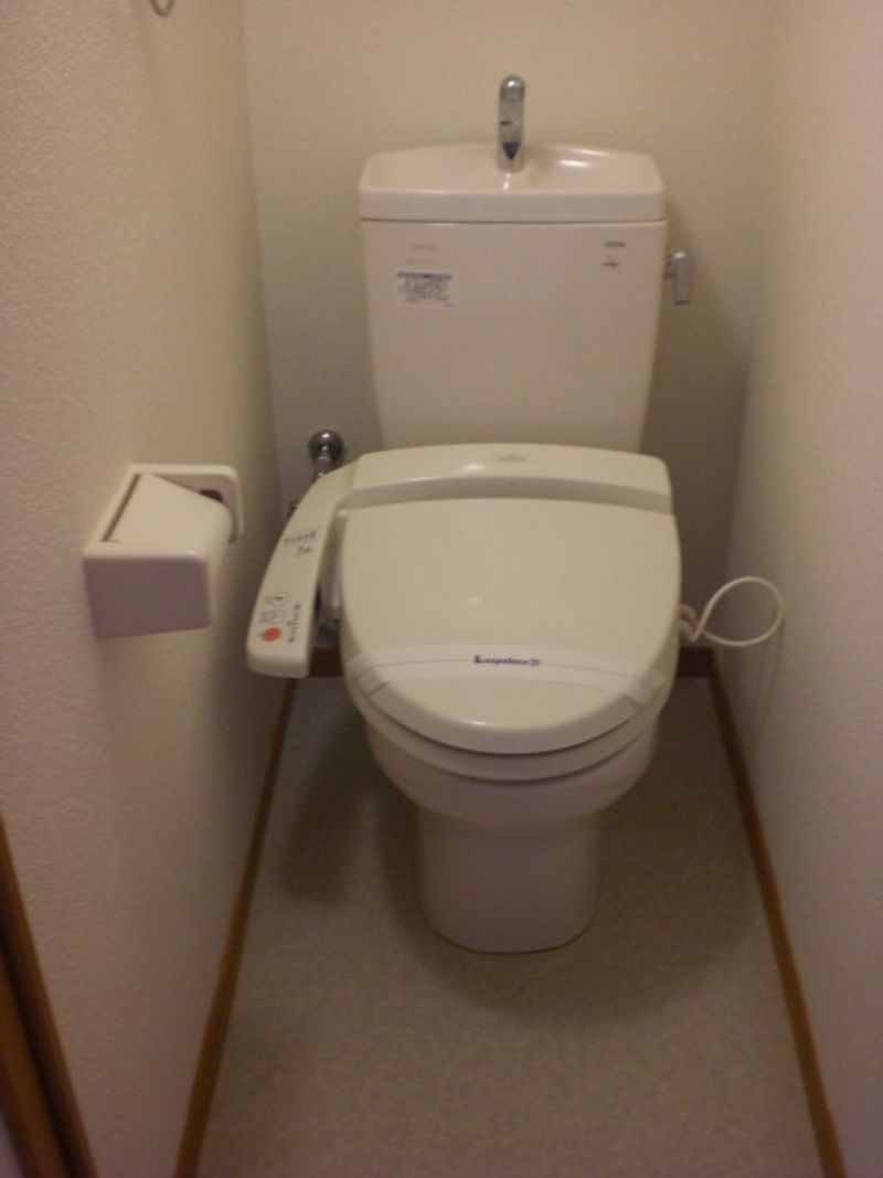 レオパレステン トイレ
