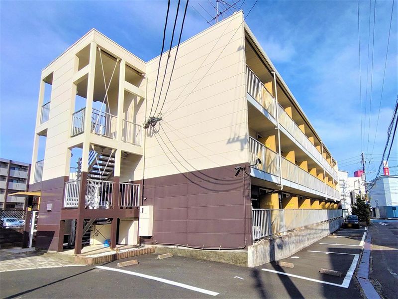 レオパレス山下 外観