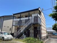 レオパレスぬまた 外観