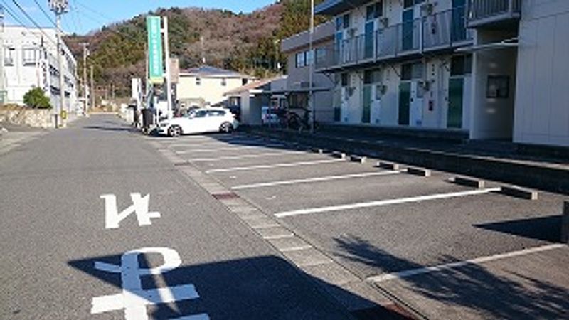 レオパレスいわき 駐車場