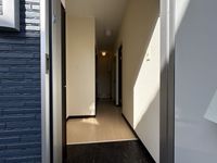 LEONEXT Shine 玄关