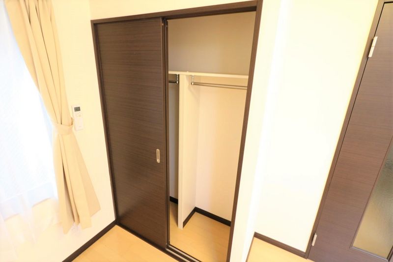 レオネクスト壬生車庫前 収納