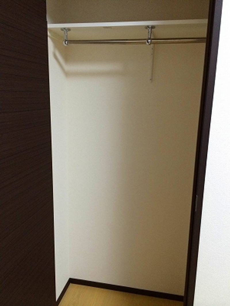 レオネクストルナ 収納