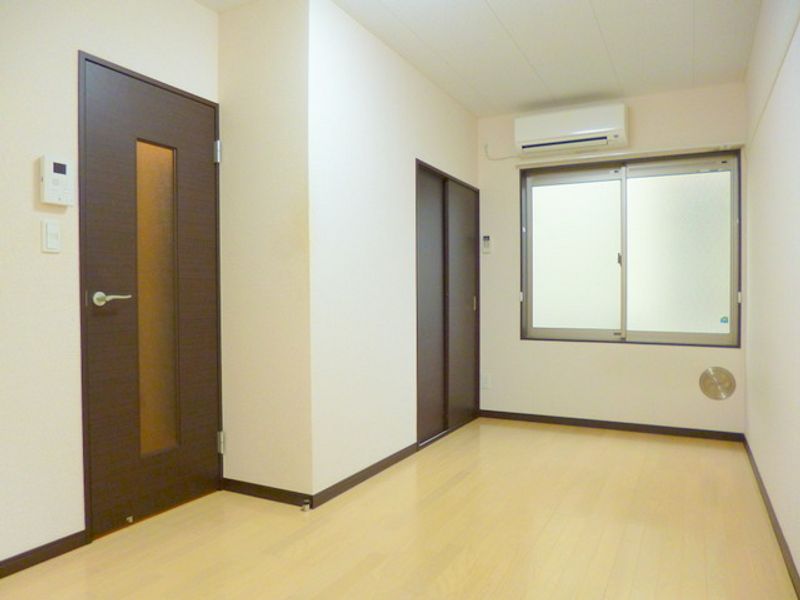 レオネクストアーミリージュ 居間