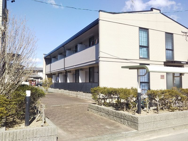 レオパレス東山Ｂ 外観