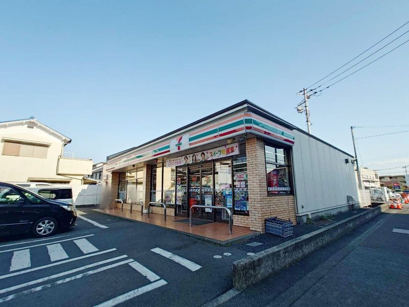 LEONEXT Diaz Surrounding area